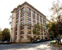 Manhattan house
